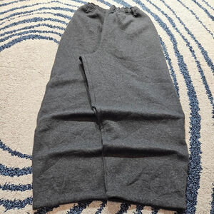 insanely baggy dark grey sweatpants 💯
size adjustable 🦧
DM for measurements 🙀